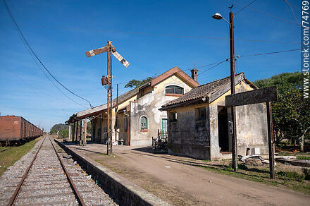 Estación de ferrocarril de Vergara - Departamento de Treinta y Tres - URUGUAY. Foto No. 74769