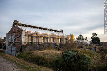 Recycling of the train station in 2021 - Lavalleja - URUGUAY. Photo #74915