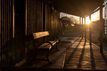Verdum train station, near Minas. Backlighting on the platform at sunset - Lavalleja - URUGUAY. Photo #74945