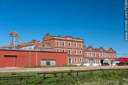 Cooperativa Molino Santa Rosa - Departamento de Canelones - URUGUAY. Foto No. 75089