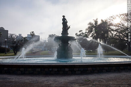 Fountain Le Source in the morning - Department of Montevideo - URUGUAY. Photo #75194