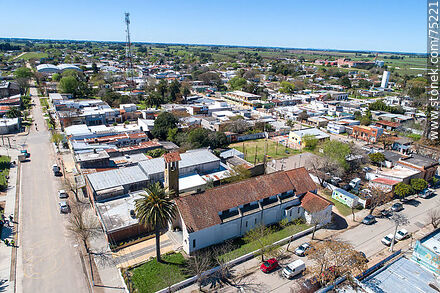 Vista aérea de la parroquia Santa Rosa de Lima - Departamento de Canelones - URUGUAY. Foto No. 75221