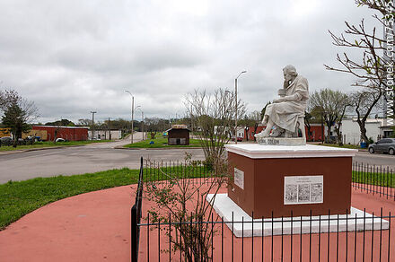Monumento a Cristóbal Colón - Departamento de Durazno - URUGUAY. Foto No. 75345