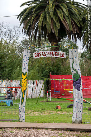 Children's playground Cosas de Pueblo - Durazno - URUGUAY. Photo #75364