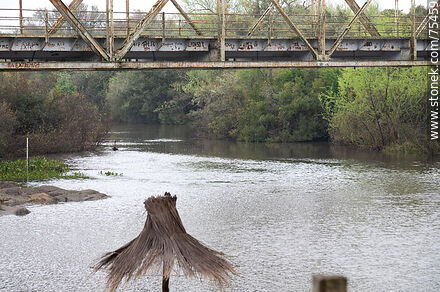 Puente en Ruta 6 sobre el río Yí - Departamento de Durazno - URUGUAY. Foto No. 75459
