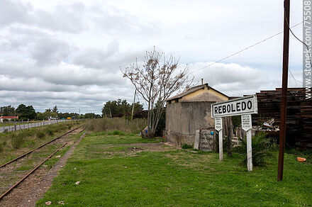 Antigua estación de trenes Reboledo - Departamento de Florida - URUGUAY. Foto No. 75508
