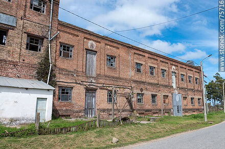 Former Molinos y Fideerias del Este factory - Department of Florida - URUGUAY. Photo #75716
