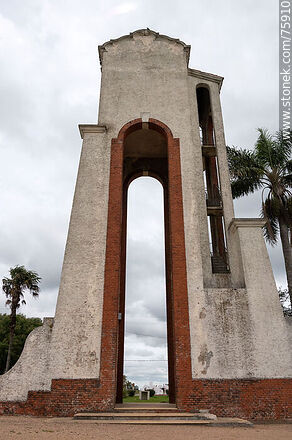 OSE tank tower - Department of Florida - URUGUAY. Photo #75910
