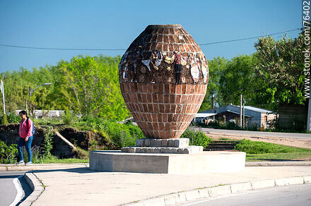 Monumento al tamboril - Departamento de Durazno - URUGUAY. Foto No. 76402