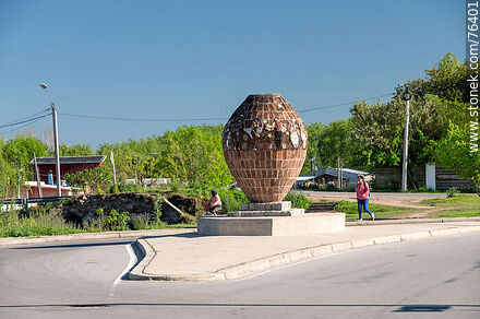 Monumento al tamboril - Departamento de Durazno - URUGUAY. Foto No. 76401