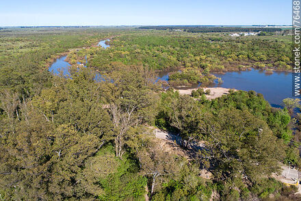 Aerial view of the Yí river upstream - Durazno - URUGUAY. Photo #76468