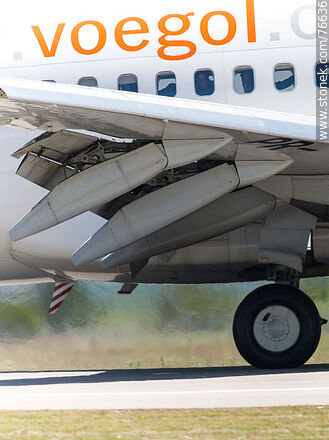 Boeing 737 de Gol aterrizando - Departamento de Canelones - URUGUAY. Foto No. 76636