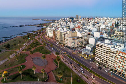 Vista aérea de Trouville al amanecer - Departamento de Montevideo - URUGUAY. Foto No. 76738