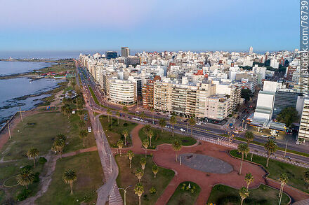 Vista aérea de Trouville al amanecer - Departamento de Montevideo - URUGUAY. Foto No. 76739