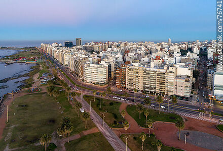 Vista aérea de Trouville al amanecer - Departamento de Montevideo - URUGUAY. Foto No. 76741
