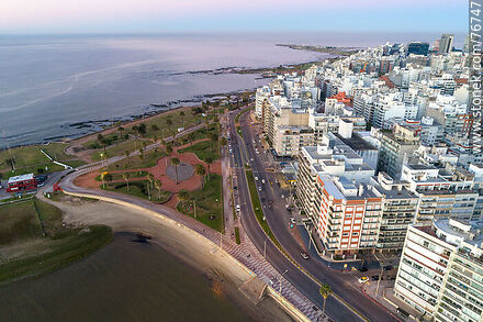 Vista aérea de Trouville al amanecer - Departamento de Montevideo - URUGUAY. Foto No. 76747