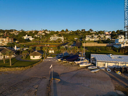 Vista aérea del Club de Balleneros - Punta del Este y balnearios cercanos - URUGUAY. Foto No. 77069