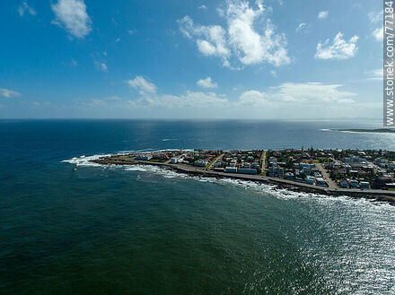 Vista aérea del extremo sur de la Península - Punta del Este y balnearios cercanos - URUGUAY. Foto No. 77184