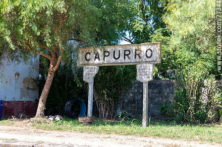 Antigua estación de trenes Capurro (2022) - Departamento de San José - URUGUAY. Foto No. 77344