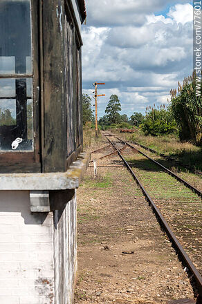 Victor Sudriers Train Station - Department of Canelones - URUGUAY. Photo #77601