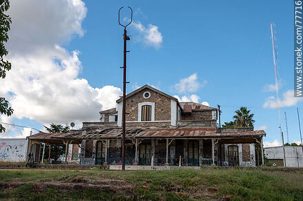 Estación de trenes de Pando (2022) - Departamento de Canelones - URUGUAY. Foto No. 77716
