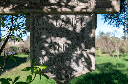 Estación de trenes Retamosa. Cartel de la Estación - Departamento de Lavalleja - URUGUAY. Foto No. 78164