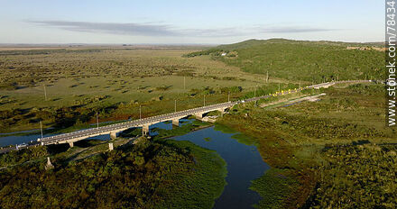 Aerial view of the bridge on Route 19 over San Miguel Creek. To the right on the hill is Fort San Miguel. - Department of Rocha - URUGUAY. Photo #78434
