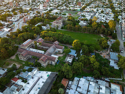 Vista aérea del predio donde estaba ubicada la Facultad de Veterinaria (2022) - Departamento de Montevideo - URUGUAY. Foto No. 78555