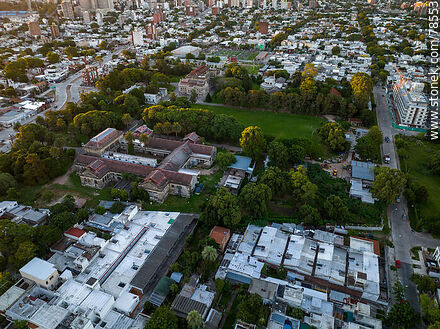 Vista aérea del predio donde estaba ubicada la Facultad de Veterinaria (2022) - Departamento de Montevideo - URUGUAY. Foto No. 78553