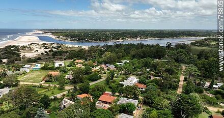 Foto aérea del balneario La Floresta - Departamento de Canelones - URUGUAY. Foto No. 78805