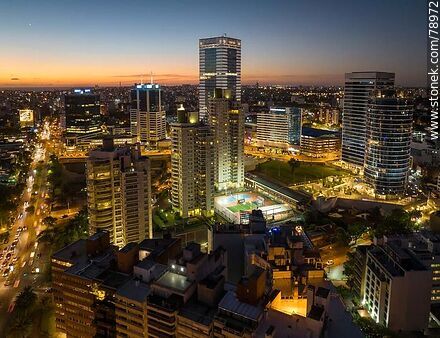 Foto aérea del complejo de torres del Buceo y Zona Franca - Departamento de Montevideo - URUGUAY. Foto No. 78972
