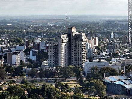 Foto aérea del Hospital de Clínicas en el Parque Batlle - Departamento de Montevideo - URUGUAY. Foto No. 78960