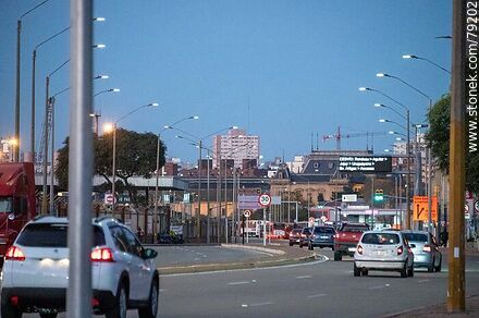 The harbor promenade at sunset - Department of Montevideo - URUGUAY. Photo #79202