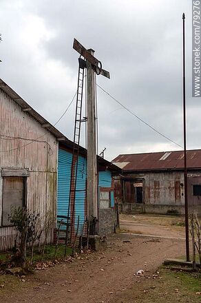 Sign of the former Pan de Azucar train station - Department of Maldonado - URUGUAY. Photo #79276