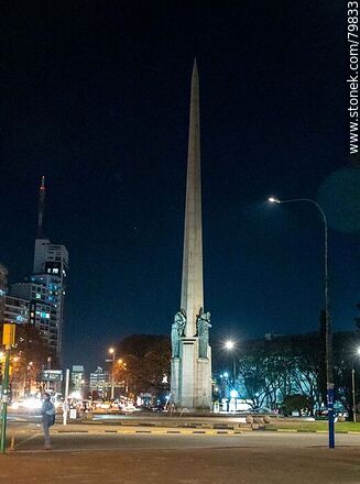 Obelisco de los Constituyentes - Department of Montevideo - URUGUAY. Photo #79833