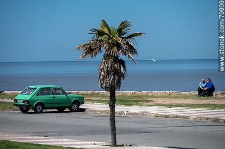 Rambla en el límite entre los barrios Pocitos y Buceo - Departamento de Montevideo - URUGUAY. Foto No. 79909