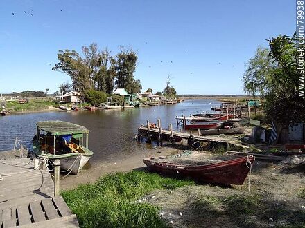 El arroyo Valizas, muelles de pescadores - Departamento de Rocha - URUGUAY. Foto No. 79938