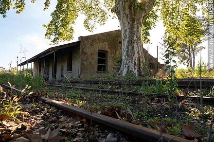 Old Chapicuy train station - Department of Paysandú - URUGUAY. Photo #80358