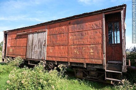 Queguay train station. Old freight car - Department of Paysandú - URUGUAY. Photo #80610