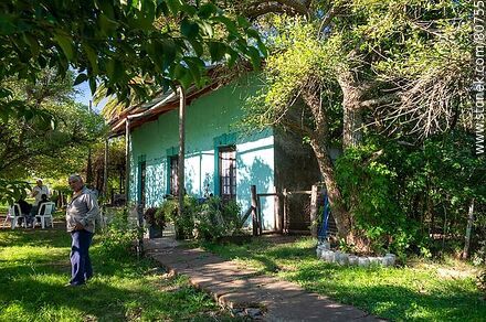 Old Palomas train station transformed into a home - Department of Salto - URUGUAY. Photo #80755
