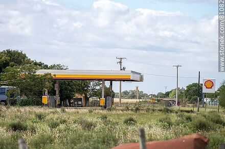 Shell service station in Brazil - Department of Rivera - URUGUAY. Photo #81082