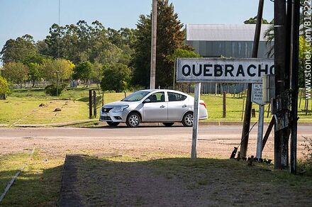 Quebracho train station. Station sign - Department of Paysandú - URUGUAY. Photo #81222