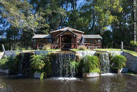 Pond with waterfall - Department of Rocha - URUGUAY. Photo #81286