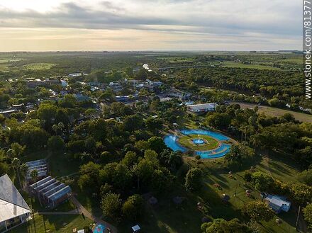 Aerial view of Termas del Daymán. Hotels and cabins. Circular pool - Department of Salto - URUGUAY. Photo #81377