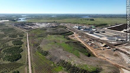 Vista aérea de la planta de celulosa - Departamento de Durazno - URUGUAY. Foto No. 81386