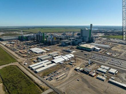 Vista aérea de la planta de celulosa - Departamento de Durazno - URUGUAY. Foto No. 81382