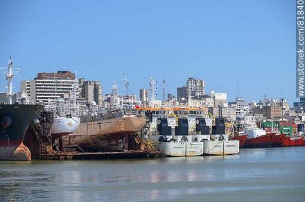 Ships of Jan de Nul Concepción. Santiago and Luxembourg - Department of Montevideo - URUGUAY. Photo #81840