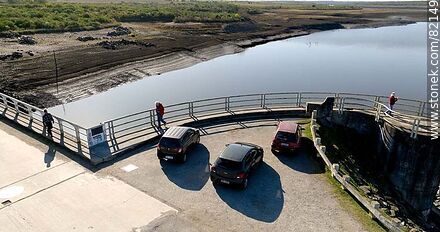 Aerial view of the parking lot on Route 76 above the Paso Severino dam - Department of Florida - URUGUAY. Photo #82149
