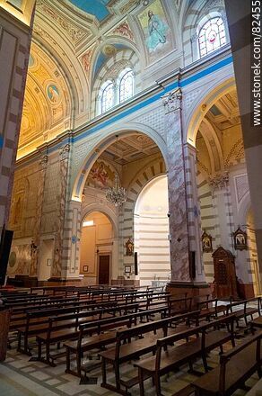 Interior de la Catedral Basílica de Florida - Departamento de Florida - URUGUAY. Foto No. 82455