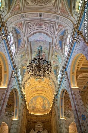 Interior de la Catedral Basílica de Florida - Departamento de Florida - URUGUAY. Foto No. 82453